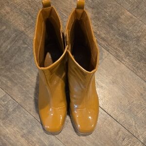 BP Stylish Tan Ankle Boots NEW